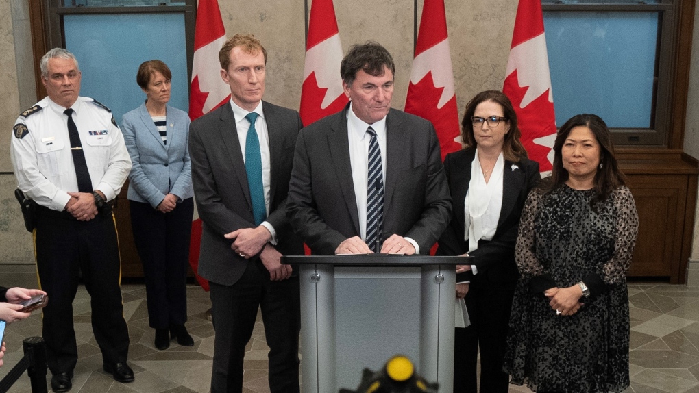 加拿大政府在特朗普关税威胁下宣布新的边境安全计划