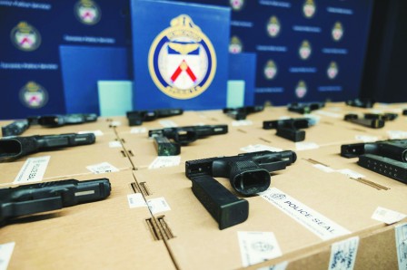 多伦多警局将奖励举报非法枪械者300元奖金