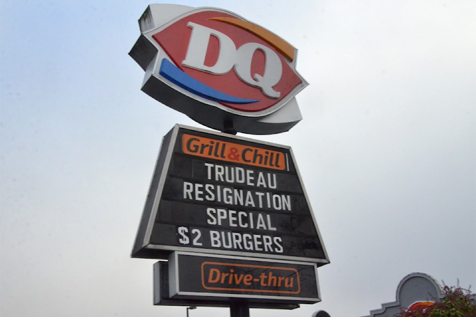 庆祝特鲁多辞职，BC省商家推出2元“特鲁多辞职汉堡”！