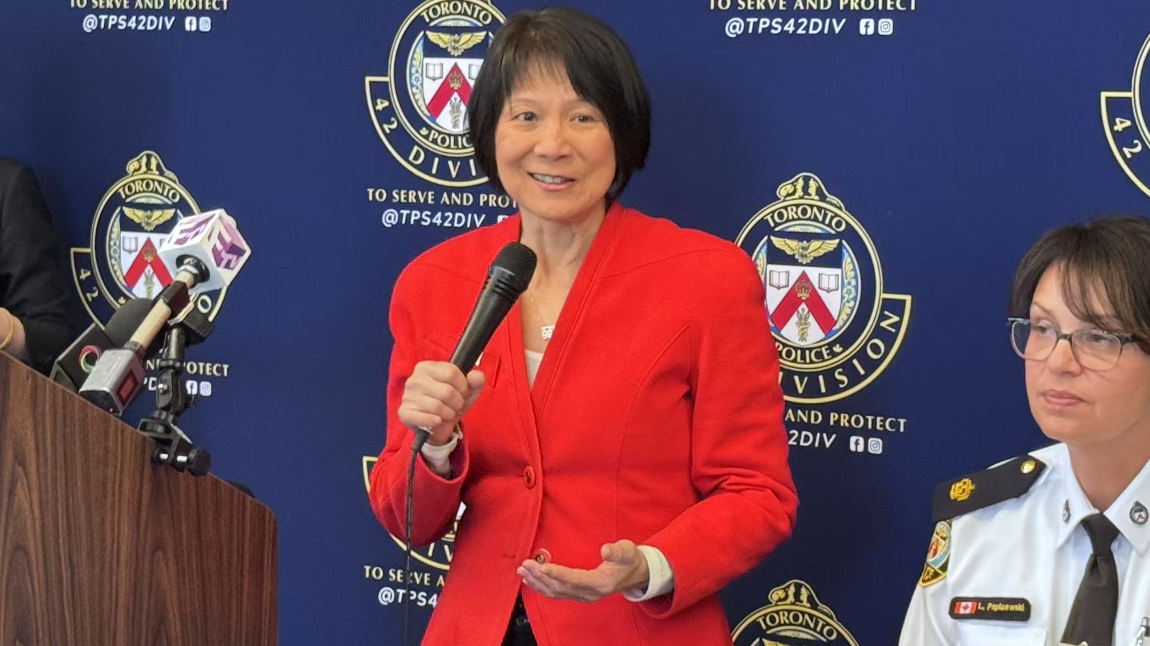 缩短警方响应时间：多伦多市长邹至蕙谈社区安全新举措，将稳定增加警力确保社区安全