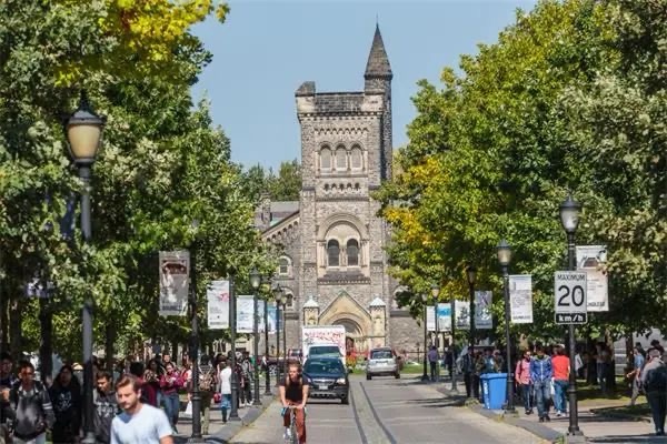 《美国新闻与世界报道》：2025年加拿大最佳全球大学排行榜