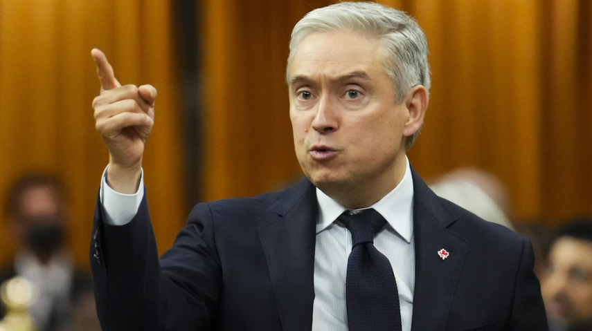 财长商鹏飞呼吁部长今夏要勒紧裤腰带