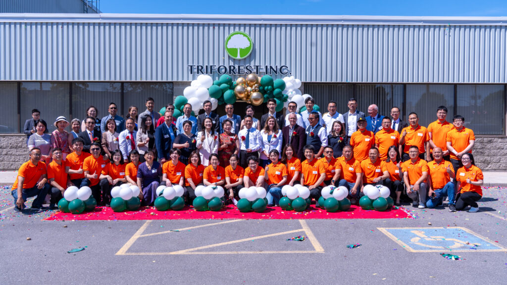 加拿大首条SPC地板生产线在Triforest Ajax工厂正式投产