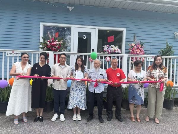 《艺术落地於人村，泥火之间生温度》— 喜陶 Hei Pottery 于加拿大国庆盛大开业