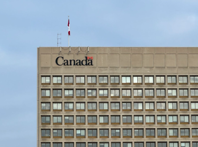 加拿大移民拒签率飙升！留学、工签、探亲全线收紧!