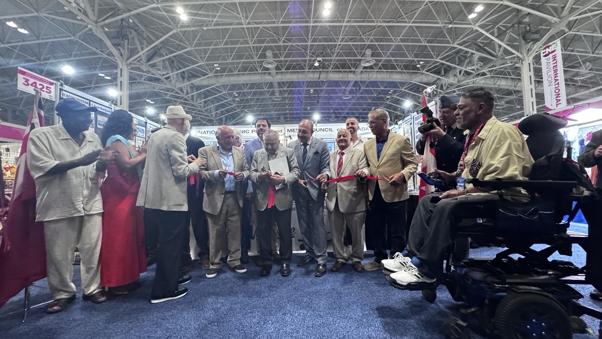 CNE盛大开幕，加拿大少数族裔媒体协会参展