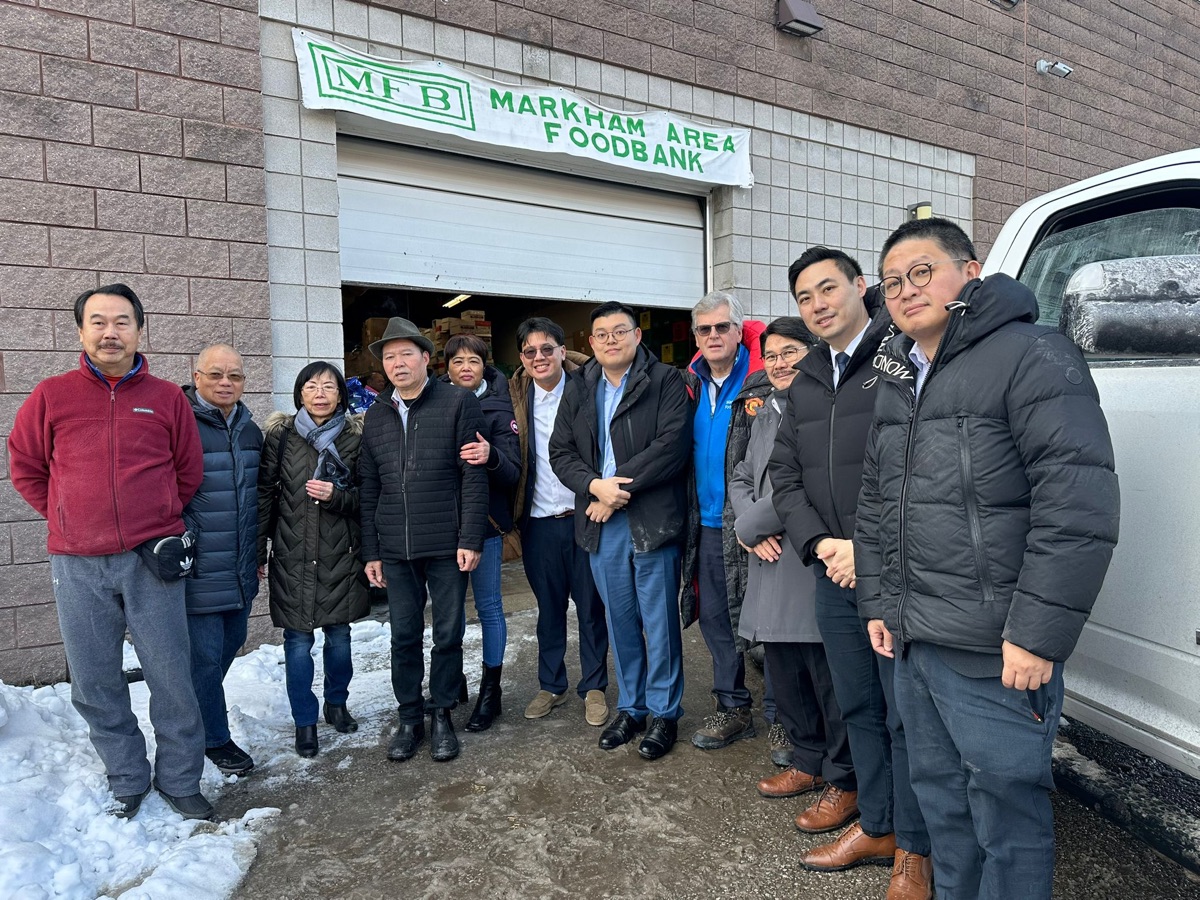 万锦市区域议员何胡景(Regional Councillor Alan Ho)举办「2025 Markham Helping Hands/万家灯火-食物募捐大行动」
