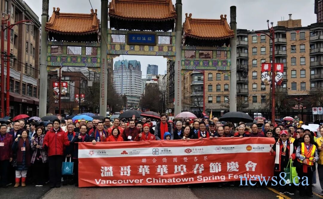 国际无人机联盟（GDLA）以创新方式点亮2026丙午马年华埠大游行