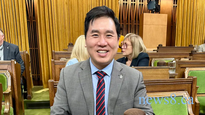 联邦议员陈圣源因健康理由辞职